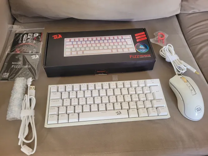 Kit Teclado e Mouse Red Dragon - pouquíssimo usado (descrição abaixo)