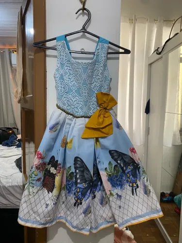 Vendo vestido infantil 8-9 anos
