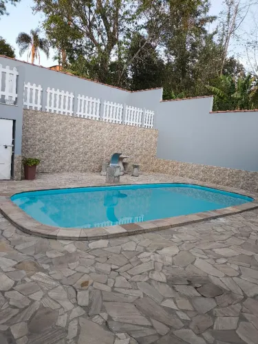 Chácara/Salão com Piscina