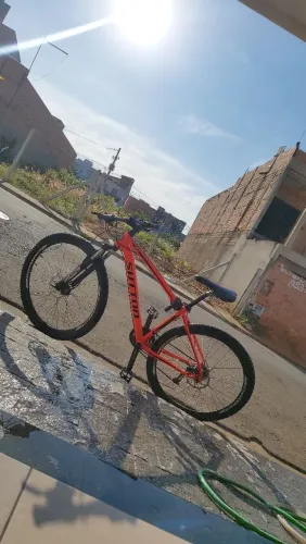 Bicicleta Aro 29 Sutton