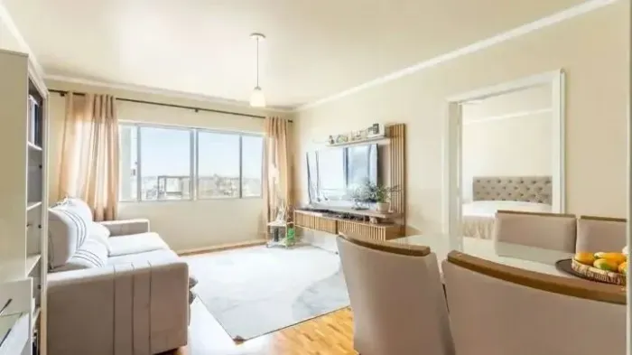 Apartamento 1 Dorm. semi mobiliado em frente da Santa Casa/ Porto Alegre