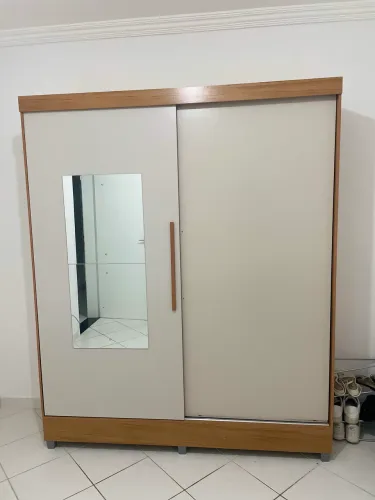 Guarda Roupa Casal Duas portas e Espelho