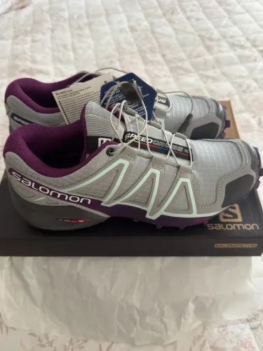 Tênis Feminino Salomon Speedcross 4 tamanho 34, NOVO.