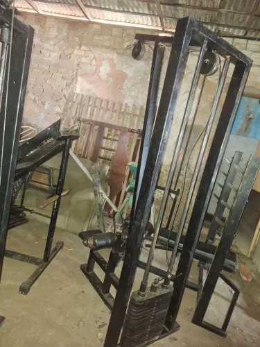 Maquinas de academia,residencia e Studio.