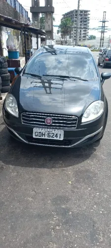 Fiat Linea Essence 1.8 Flex 16V 4P 2022
