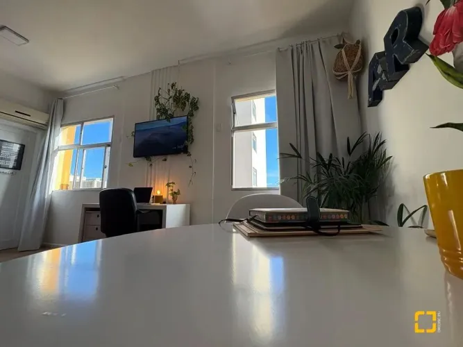 LINDA SALA À VENDA - CENTRO - FLORIANÓPOLIS