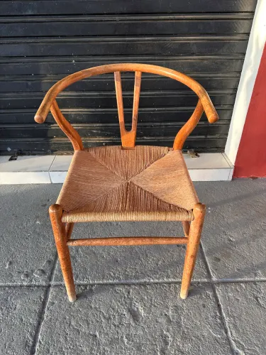 Cadeira Wishbone