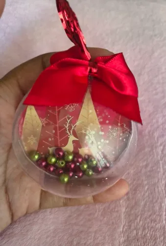 Vendo, enfeite de Natal, bola de acrílico, 6 reais unidade.