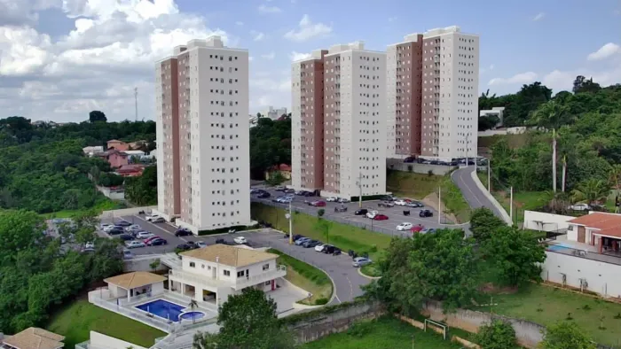 VENDO apartamento padrão