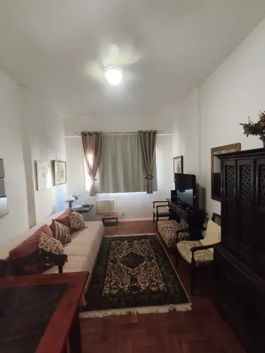 Apartamento Quarto e sala separados para alugar, 42m² - Copacabana