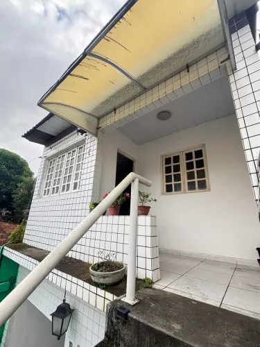 Alugo casa em Porto da Madeira(SEM GARAGEM ) valor R$900
