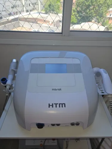 Ultrassom Hibridi HTM Ultrassom 3D (5mHz, 3mHz e 1 mHz) + correntes terapêuticas