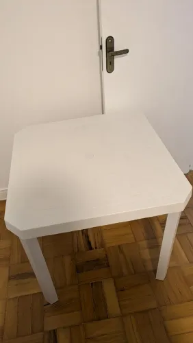 Mesa de plástico desmontável branca 80x80x73cm