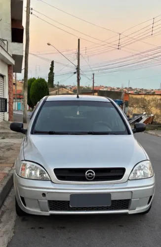 Chevrolet Corsa Hatchback 1.0 MPFI 8V 71cv 5P 2004