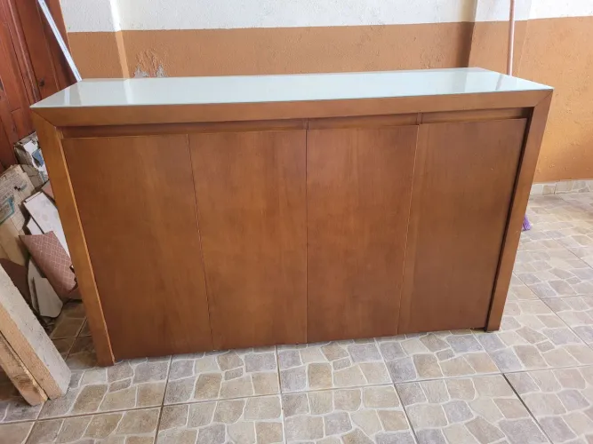 Buffet de laca com 4 portas