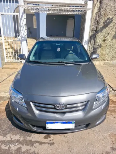 Toyota Corolla Altis 2.0 Flex 16V Aut. 2011
