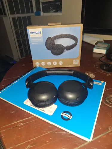 Headphone PHILIPS 2000 séries bateria 20h duração