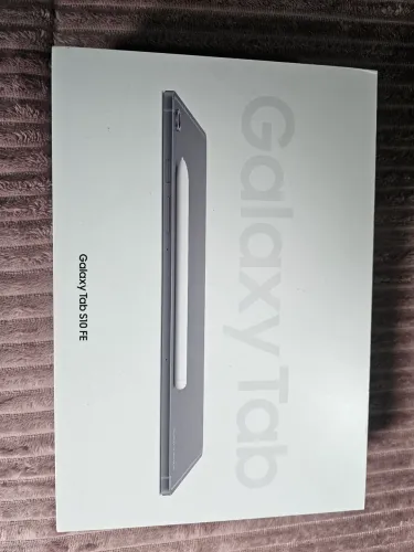TABLET SANSUNG 1.800 reais.op