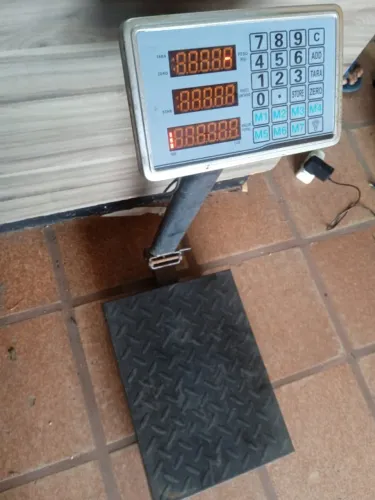 Balança digital de plataforma 200kg