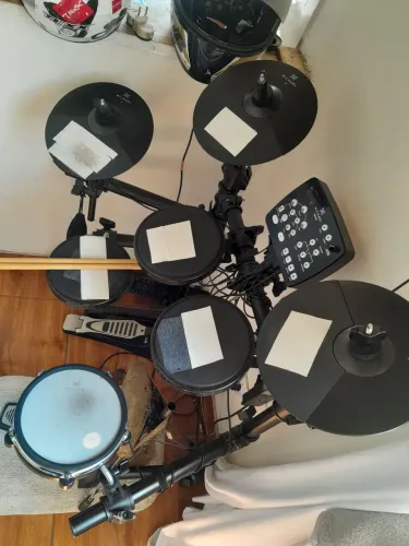 Vendo ou troco por bateria acústica