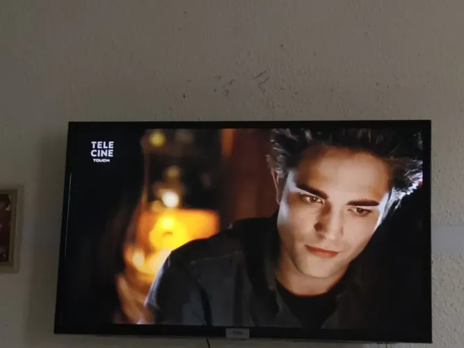 TV TCL 32"