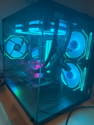 Computador gamer - Ryzen 5 5500X3D - RX 9060 XT 16gb