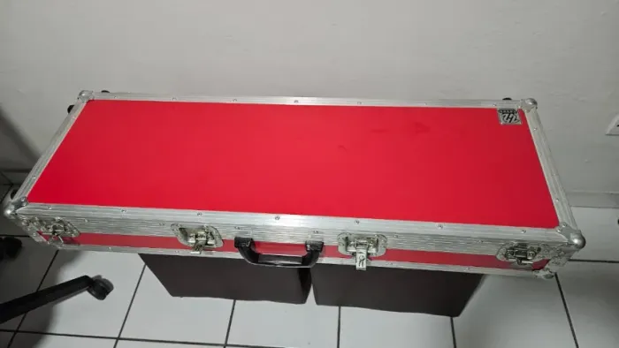 Case HV Special (Personalizado para um Nord Electro de 61 teclas)