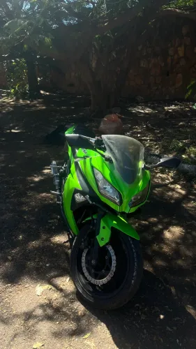 ? KAWASAKI NINJA 300 - PARA QUEM QUER SE DESTACAR!