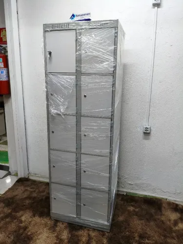 Roupeiro Usado Chapa Reforçada - 10 Portas