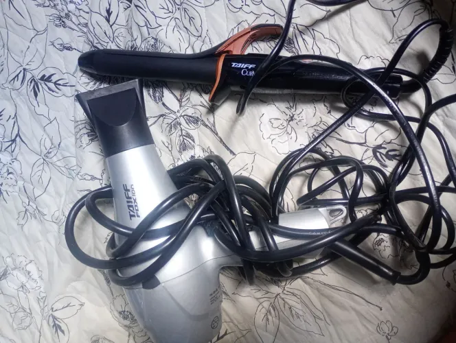 Secador e babyliss da Taiff 