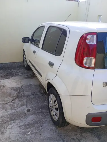 Fiat Uno Vivace Celeb. 1.0 EVO F.flex 8V 5P 2014