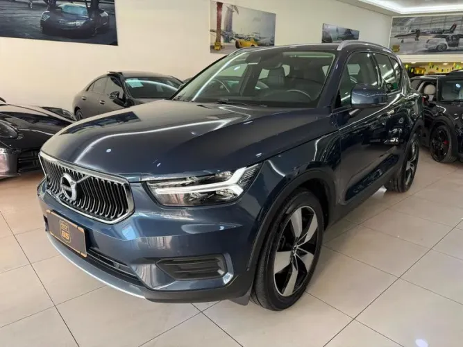 Volvo XC40 T-5 Momentum 2.0 252cv AWD 2021
