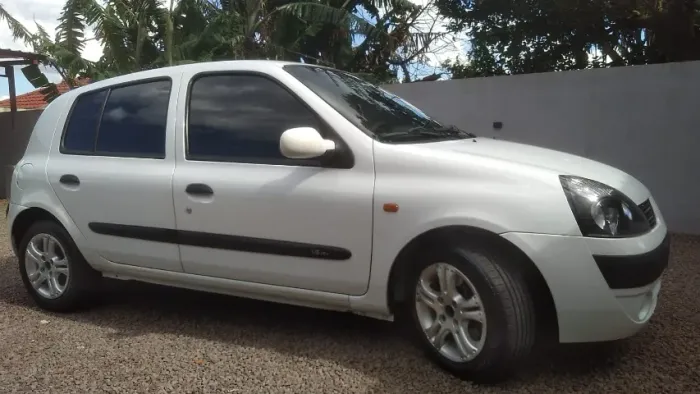 Renault Clio RL Alize/ Authent. 1.6 16V 110cv 5P 2004
