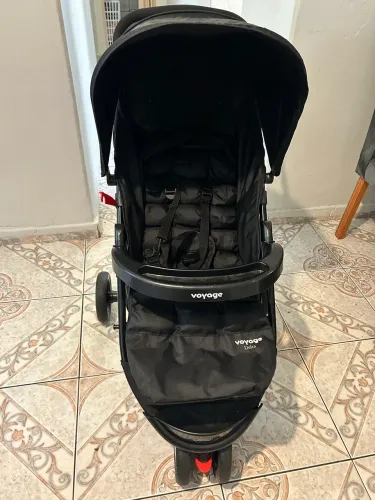 Carrinho de bebê Voyage