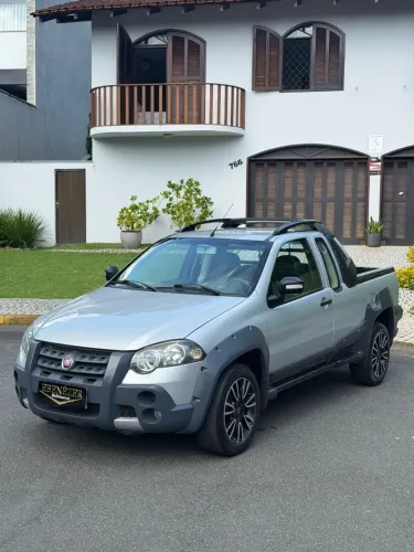 Fiat Strada Adventure 1.8/ 1.8 Locker Flex CE 2010