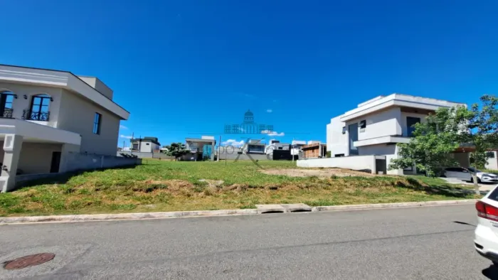 Oportunidade - Terreno em Condomínio - Reserva Aruanã - Loteamento Floresta - 252m²
