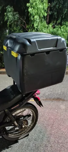 Baú em perfeito estado.