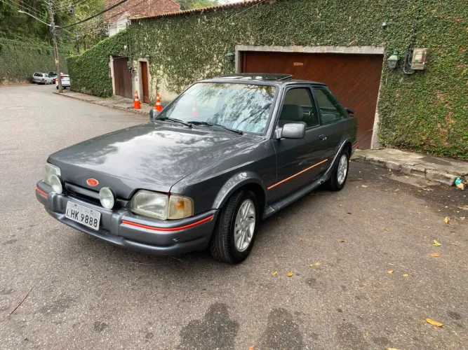 Ford Escort XR3 1.8 / 1.6 Beneton/form./laser 1990
