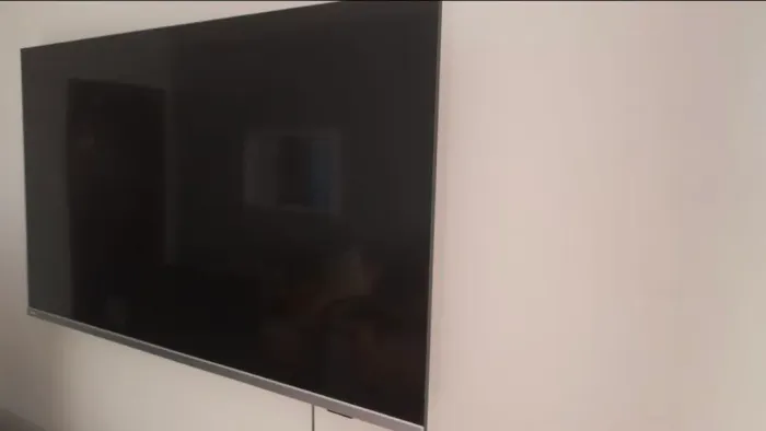 TV PHILCO 50' COM DEFEITO