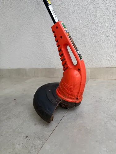 Roçadeira/Aparador de Grama Tramontina AP1000T 1000W 127V