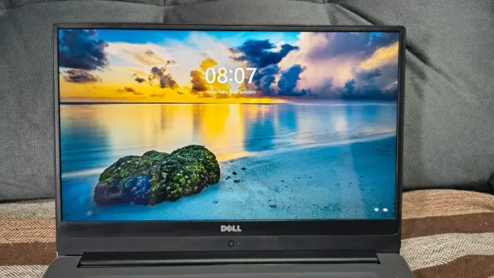 Notebook Dell Inspiron 15 I7 7500u 8gb Ssd 128gb 940mx 4gb Alumínio (Usado)