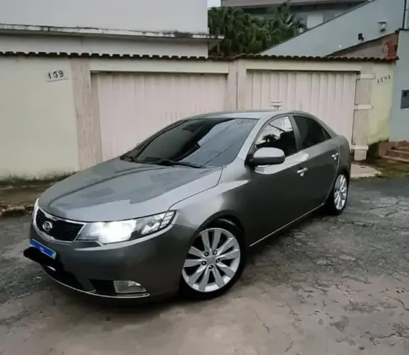 Kia Motors Cerato 1.6 16V Aut. 2013