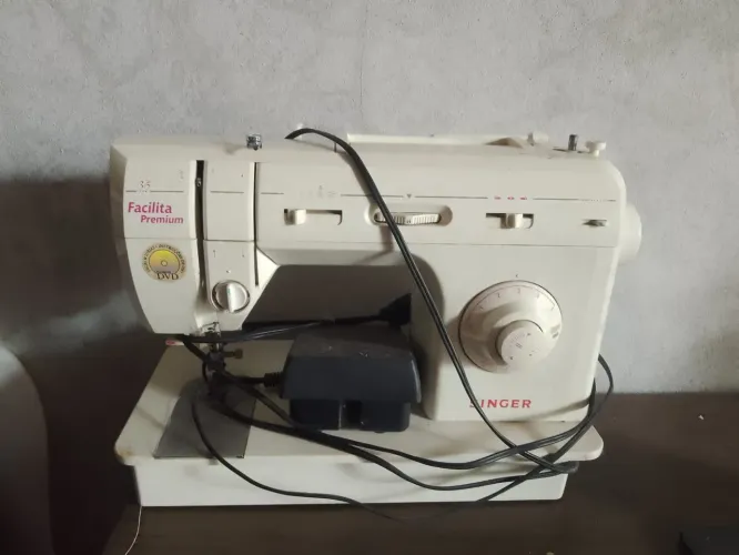 Máquina de costurar