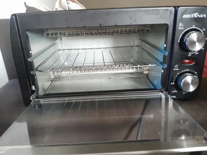 Forno Elétrico Britânia 10L