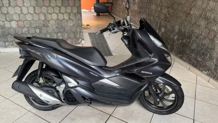 PCX 2022 UNICO DONO ZERADA