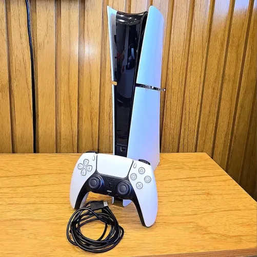Playstation 5 Slim + Controle Original
