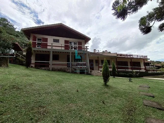 POUSADA FUNCIONANDO Á VENDA EM MONTE VERDE-MG
