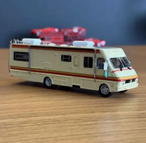 Miniatura trailer breaking bad 1:64