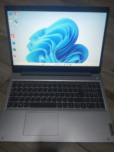 Notebook Lenovo Ideapad 3 Modelo 15IGL05 c/ Windows 11 Pacote Office SSD128gb Bateria 100%