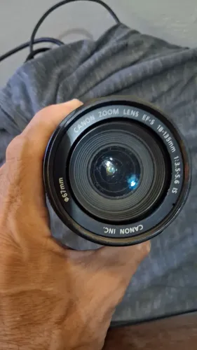 Vendo lente canon 18-135mm is